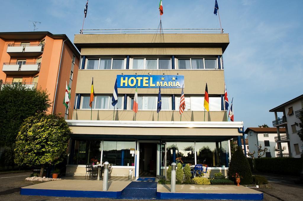 Hotel Maria Luisago Exterior photo